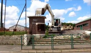 Beuvry : démolition de l'entrée du stade Léo-Lagrange