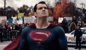 Batman v Superman : L'Aube de la Justice (2016) - Bande Annonce / Trailer #2 [VOST-HD]