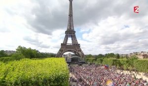 14-Juillet : un concert de Paris au pied de la tour Eiffel grandiose !