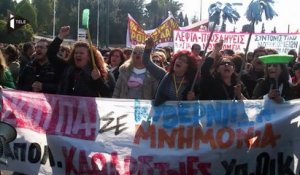 En Grèce des femmes de ménage luttent pour leur emploi