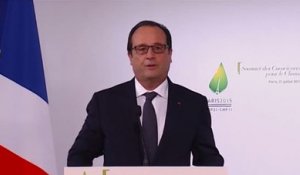 Au «Sommet des consciences», Hollande rappelle la nécessité d'un accord sur le climat