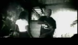 Skwatta Kamp - Feel like Dancing (clip vidéo)