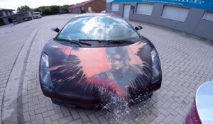 Une Lamborghini change de couleur suivant la température de l'air