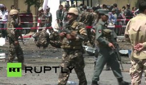 Afghanistan : attentat-suicide à la voiture piégée