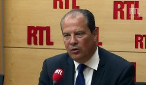 Jean-Christophe Cambadélis : le Front national "raccompagnerait à la frontière quatre millions de Français"