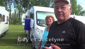 Guy et Jocelyne, camping-caristes : “Nous sommes les parrains d'une vache”