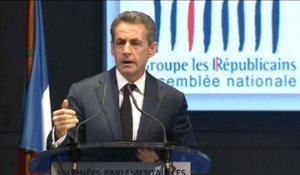 Sarkozy invite Macron à le rejoindre après la polémique sur le statut des fonctionnaires