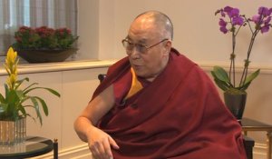 Le dalaï-lama veut que la femme qui lui succède soit «très séduisante, sinon elle sera inutile»