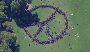 Un signe de paix géant en hommage à Lennon
