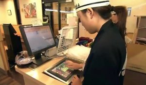 Comment fonctionnent les restaurants à Sushi automatisés au Japon. Dingue!