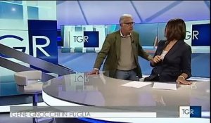 Gene Gnocchi embrasse de force une présentatrice en direct à la télé