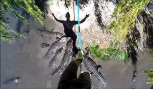 Faire de la slackline au dessus d'une mare infestée d'alligators