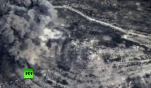 Frappes aériennes sur les positions terroristes à Hama