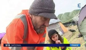 Calais : des cabanes en kit pour protéger les migrants du froid