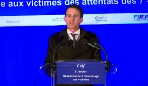 Valls rend hommage aux victimes de l'Hyper Cacher