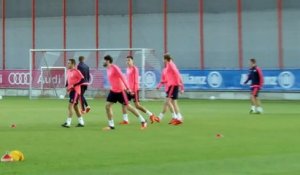 Bayern - Robben et Xabi Alonso régalent à l'entrainement