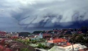 La tempête hallucinante qui a affolé toute la ville de Sydney
