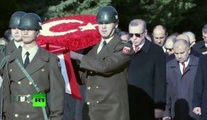 Les Turcs marquent le 77ème anniversaire de la mort d’Atatürk