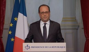 François Hollande : " l'état d'urgence est décrété"
