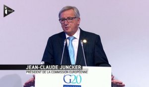 Jean-Claude Juncker sur un auteur des attentats: "C'est un criminel et non pas un réfugié"