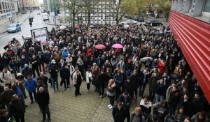 Dunkerque: minute de silence en hommage aux victimes des attentats.