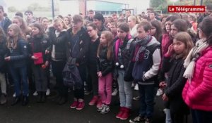 Pont-l'Abbé. Minute de silence et recueillement