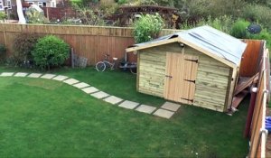 Un parano construit un bunker dans son jardin