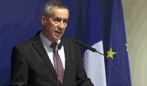 François Molins : les deux terroristes tués à Saint-Denis avaient « un projet d’attentat à la Défense »