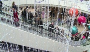 Attentat déjoué: à La Défense, résigné "on attend que ça arrive"