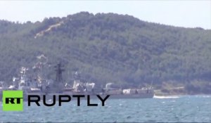 Les images d’un navire russe ouvrant le feu sur un bateau turc