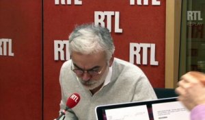 "Julien Lepers s'en va, le monde des encyclopédies est en deuil", dit Pascal Praud