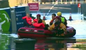 Inondations dans le nord de l'Angleterre : David Cameron attendu sur place