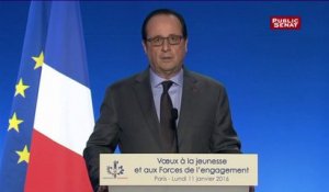 Devant les jeunes, Hollande défend « l’engagement » citoyen