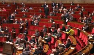 "Vous ne comprenez rien, ni à la France ni à la gauche", lance Manuel Valls à Noël Mamère
