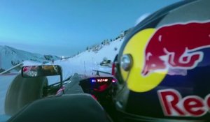 Max Verstappen glisse en bolide F1 sur le Hahnekamm en Autriche