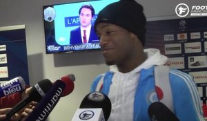 Batshuayi chambre les joueurs de l'OL...