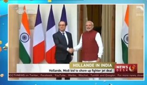 François Hollande et le prompteur humain, puis dans un métro avec Ségolène Royak