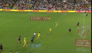 Sydney 7s : L'essai des All Blacks inscrit avec 8 joueurs sur le terrain