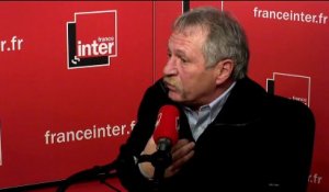 José Bové sur Europe Écologie-Les Verts : "On a l'impression un peu d'une maison de fous"