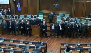 Kosovo : des députés de l'opposition jettent du gaz lacrymogène en plein débat parlementaire