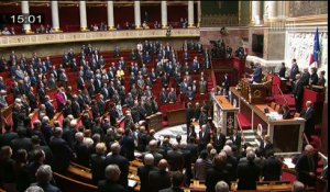 Attentats de Bruxelles : minute de silence à l'Assemblée nationale en l'honneur des victimes