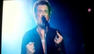 Attentats de Bruxelles - Johnny Hallyday : L'hommage du chanteur lors de son concert