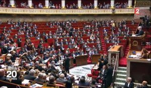 Le 20h de France 2 compare l'Assemblée Nationale à une salle de classe dissipée - Regardez