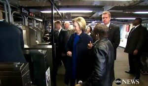 Hillary Clinton a des difficultés à prendre le métro