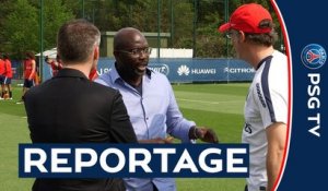 George Weah en visite au centre d'entrainement