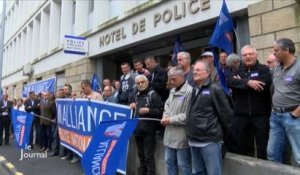 La haine anti-flics : Manifestation des policiers (Vendée)