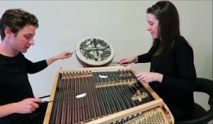 Générique de Game of Thrones joué sur un "cimbalom" instrument ancestral à cordes