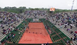 Pironkova-Radwanska : sur le Lenglen, on rebâche au bout d’une demi-heure de jeu