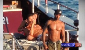 Cristiano Ronaldo nous présente sa nouvelle petite amie à Ibiza - Hot!!!!