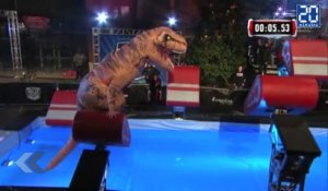 Un T-Rex à American Ninja Warrior ! - Le rewind du mercredi 15 juin 2016.